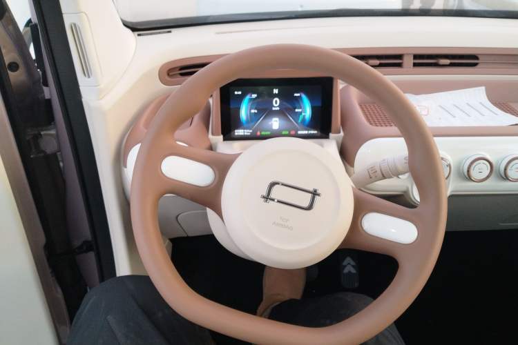 Used Bestune Pony 2026 Model 222km Cute Horse Plus Steering Wheel