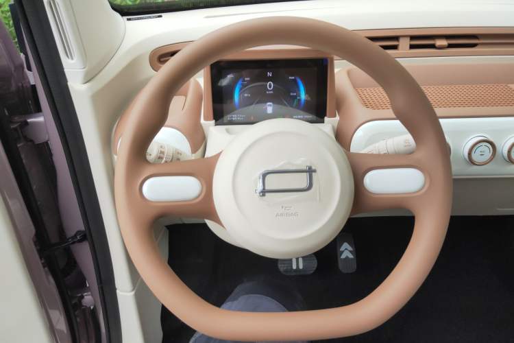 Used Bestune Pony 2026 Model 222km Cute Horse Plus Steering Wheel