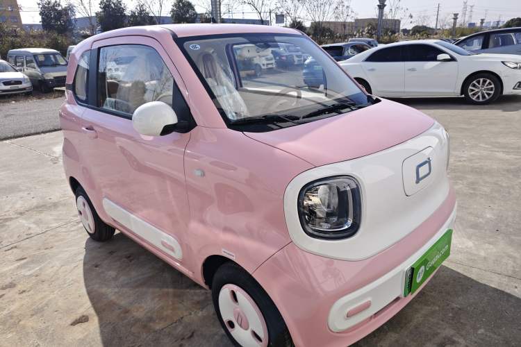 Used Bestune Pony 2026 222km Colorful Horse Exterior 2