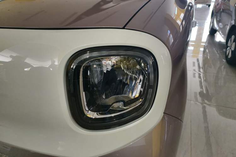 Used Bestune Pony 2026 Model 222km Cute Horse Plus Left Front Headlight