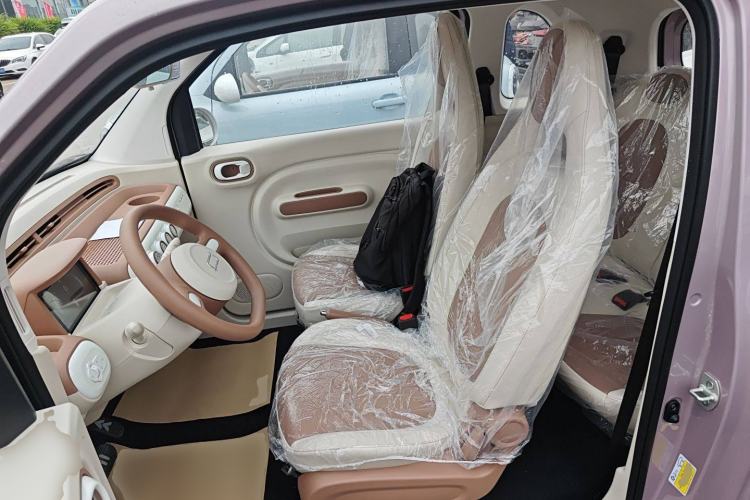 Used Bestune Pony 2026 222km Colorful Horse Left Front Seat