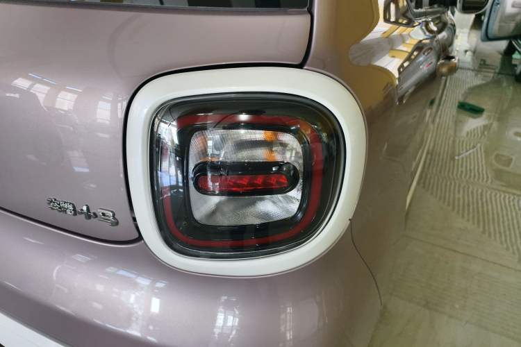 Used Bestune Pony 2026 Model 222km Cute Horse Plus Right Rear Taillight