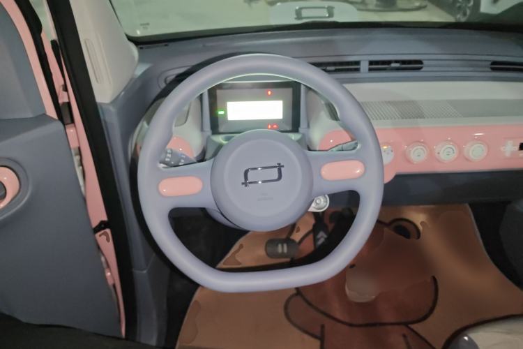 Used Bestune Pony 2026 Model 222km Cute Horse Steering Wheel