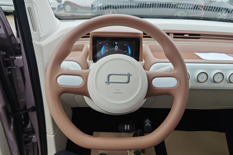 Used Bestune Pony 2026 222km Colorful Horse Steering Wheel