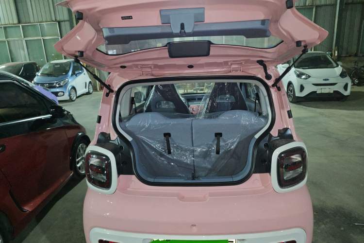 Used Bestune Pony 2026 Model 222km Cute Horse Trunk