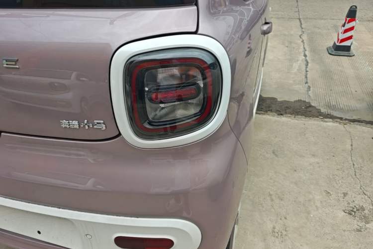 Used Bestune Pony 2026 222km Colorful Horse Right Rear Taillight