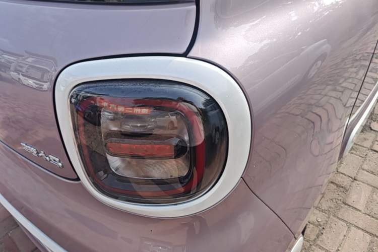 Used Bestune Pony 2026 Model 222km Cute Horse Plus Right Rear Taillight