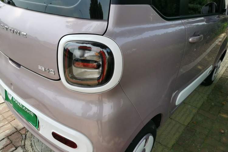 Used Bestune Pony 2026 Model 222km Cute Horse Plus Right Rear Taillight