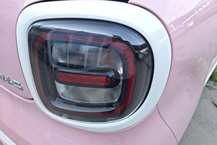 Used Bestune Pony 2026 Model 222km Cute Horse Right Rear Taillight