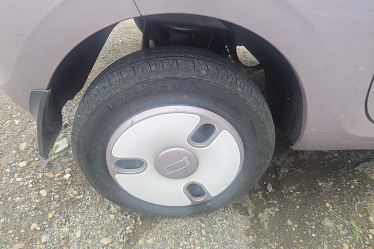 Used Bestune Pony 2026 Model 222km Shining Horse Right Rear Wheel Hub