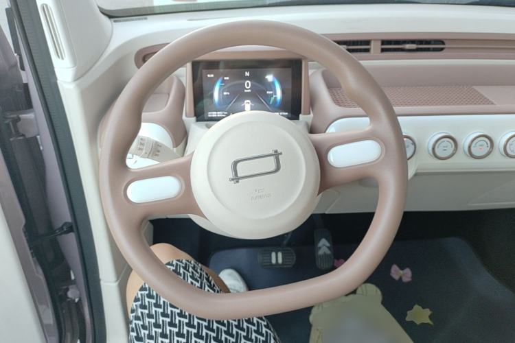 Used Bestune Pony 2026 222km Colorful Horse Steering Wheel
