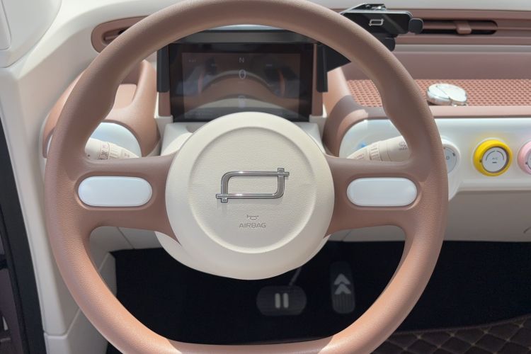 Used Bestune Pony 2026 222km Colorful Horse Steering Wheel