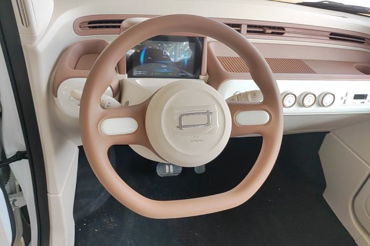 Used Bestune Pony 2026 Model 222km Cute Horse Plus Steering Wheel