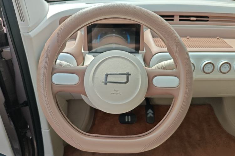 Used Bestune Pony 2026 222km Colorful Horse Steering Wheel
