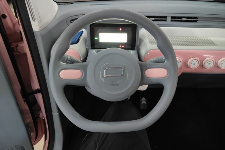 Used Bestune Pony 2026 Model 222km Cute Horse Steering Wheel