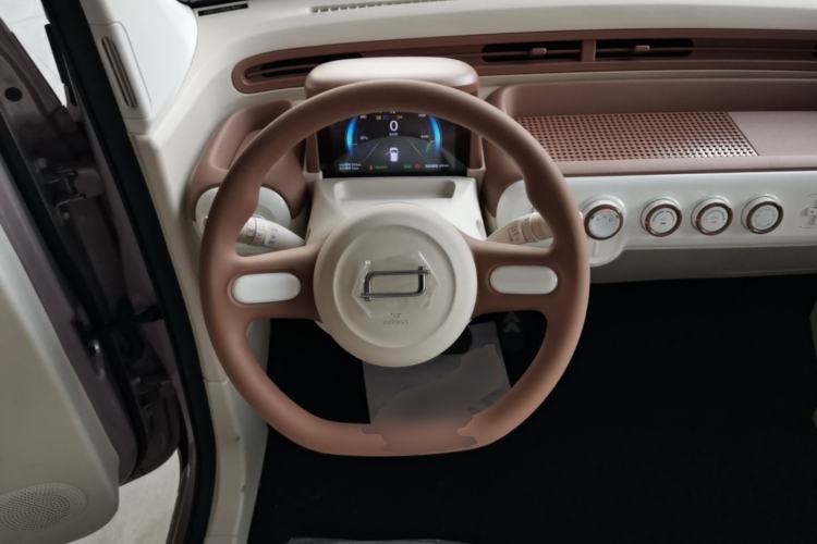 Used Bestune Pony 2026 222km Colorful Horse Steering Wheel