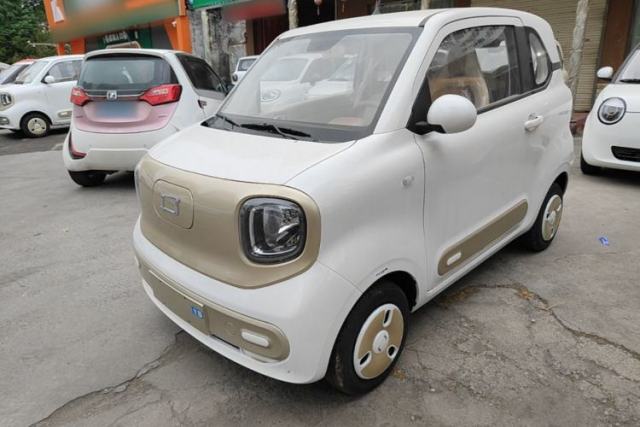Used Bestune Pony 2026 222km Colorful Horse