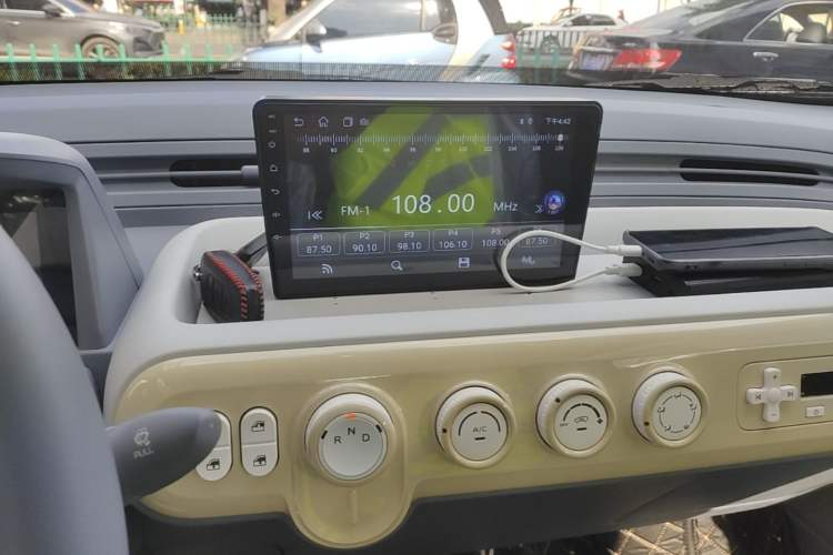 Used Bestune Pony 2026 Model 222km Cute Horse Audio And AC Panel