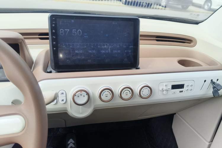 Used Bestune Pony 2026 Model 222km Cute Horse Plus Audio And AC Panel