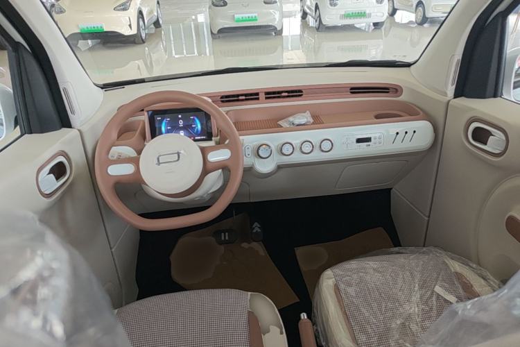 Used Bestune Pony 2026 222km Colorful Horse Center Console