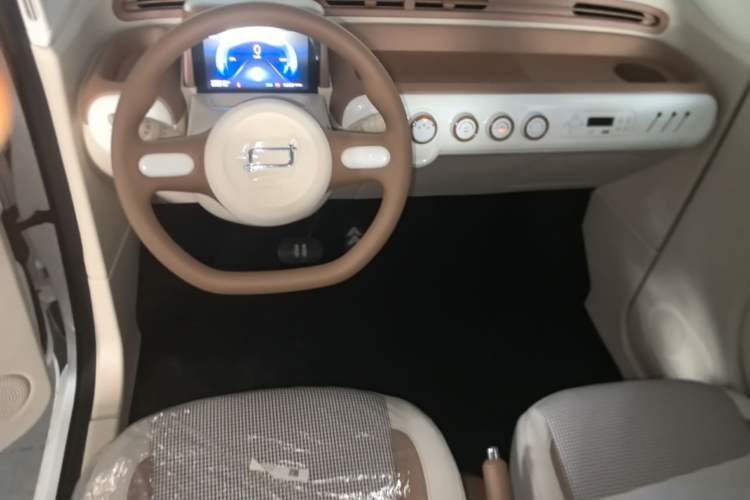Used Bestune Pony 2026 222km Colorful Horse Center Console