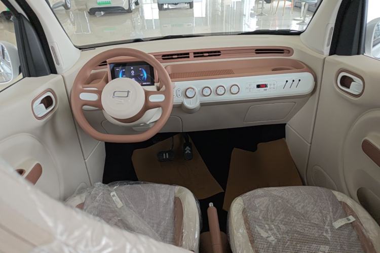 Used Bestune Pony 2026 222km Colorful Horse Center Console