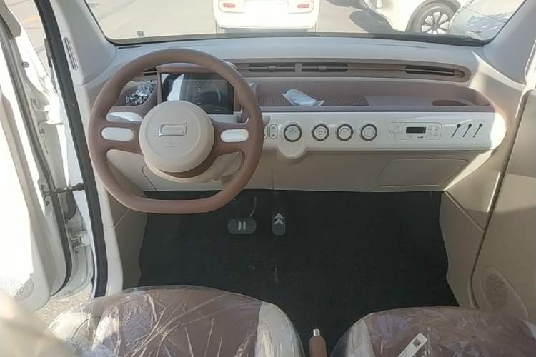 Used Bestune Pony 2026 222km Colorful Horse Center Console