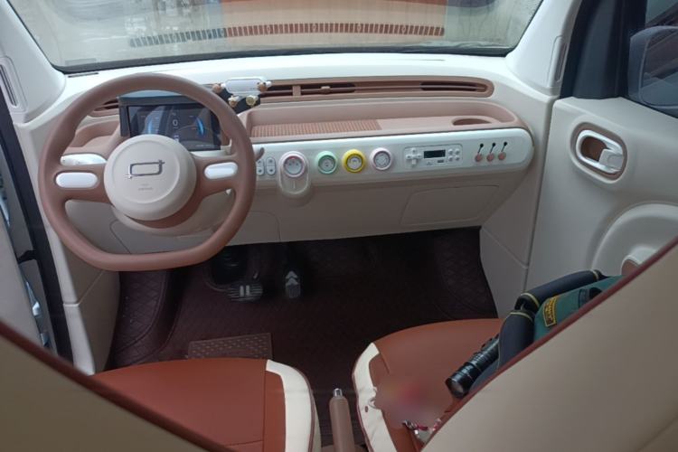 Used Bestune Pony 2026 222km Colorful Horse Center Console