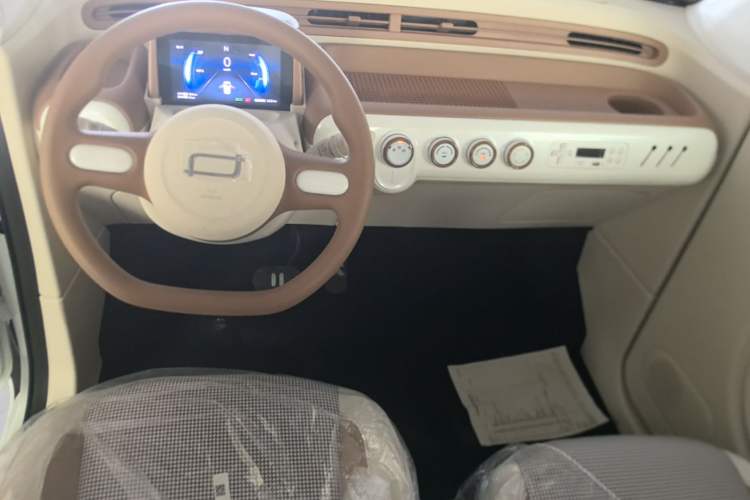 Used Bestune Pony 2026 222km Colorful Horse Center Console