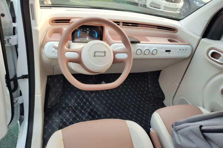 Used Bestune Pony 2026 222km Colorful Horse Center Console
