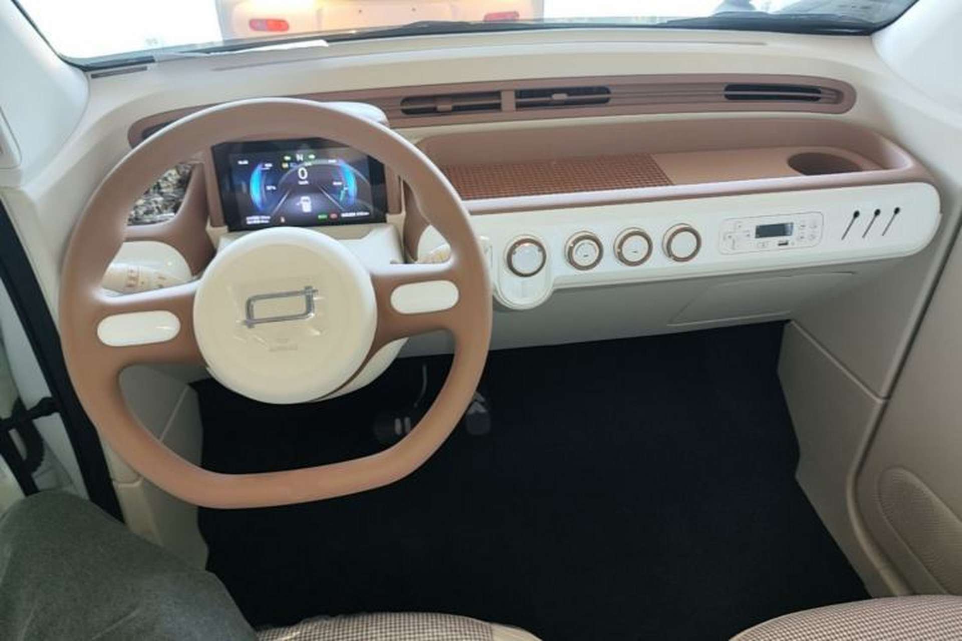 Used Bestune Pony 2026 222km Colorful Horse Center Console