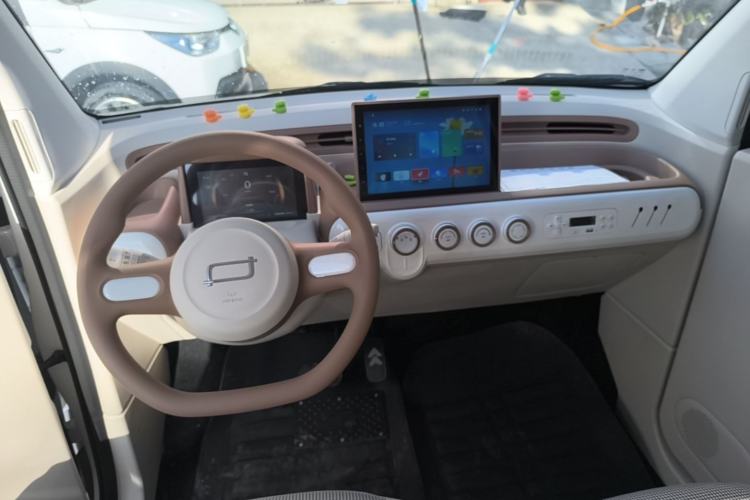 Used Bestune Pony 2026 Model 222km Agile Horse Center Console