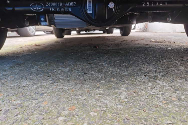 Used Bestune Pony 2026 222km Colorful Horse Chassis Rear