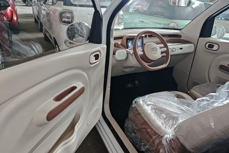 Used Bestune Pony 2026 Model 222km Cute Horse Plus Driver Seat