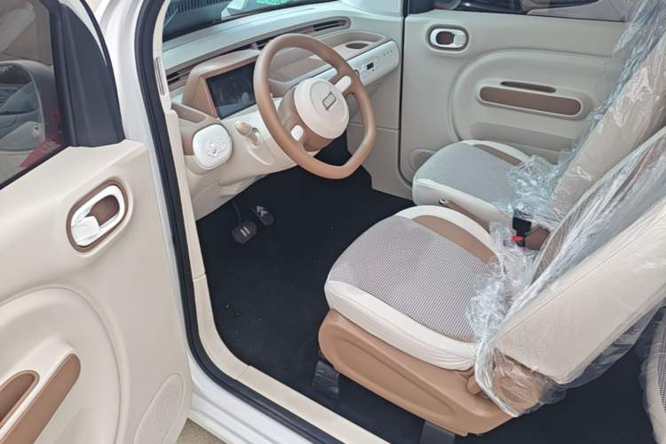 Used Bestune Pony 2026 Model 222km Cute Horse Plus Driver Seat