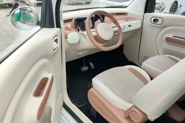 Used Bestune Pony 2026 222km Colorful Horse Driver Seat