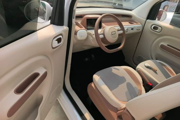 Used Bestune Pony 2026 Model 222km Cute Horse Plus Driver Seat
