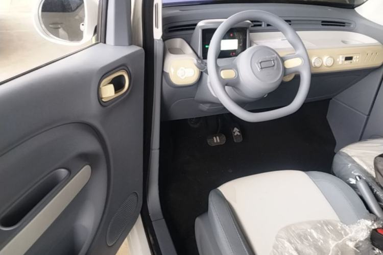 Used Bestune Pony 2026 Model 222km Cute Horse Driver Seat