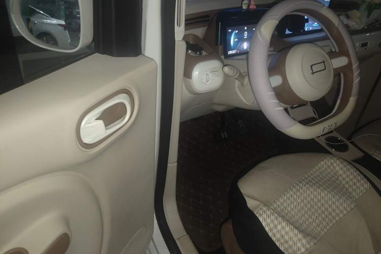 Used Bestune Pony 2026 222km Colorful Horse Driver Seat