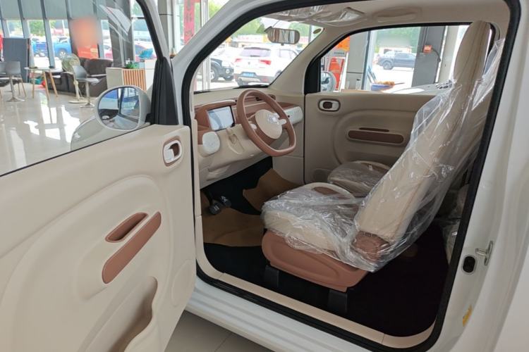Used Bestune Pony 2026 222km Colorful Horse Driver Seat