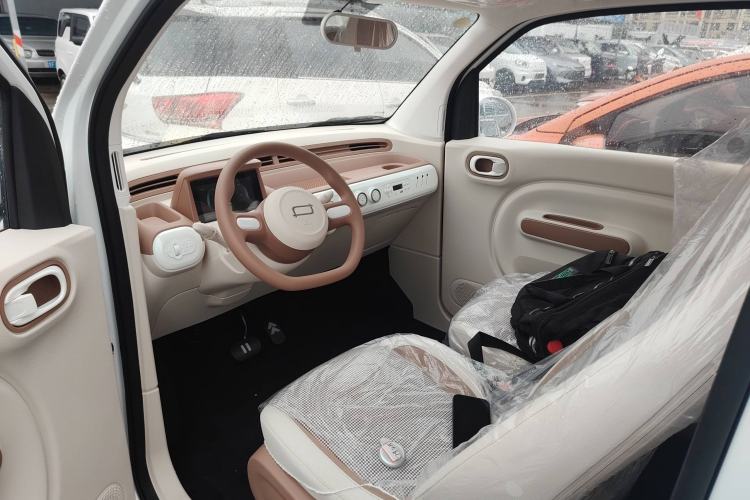 Used Bestune Pony 2026 Model 222km Cute Horse Plus Driver Seat