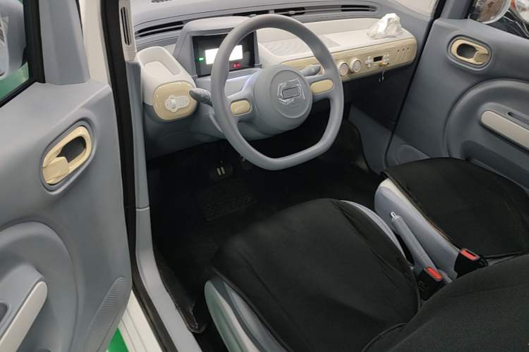 Used Bestune Pony 2026 Model 222km Cute Horse Driver Seat