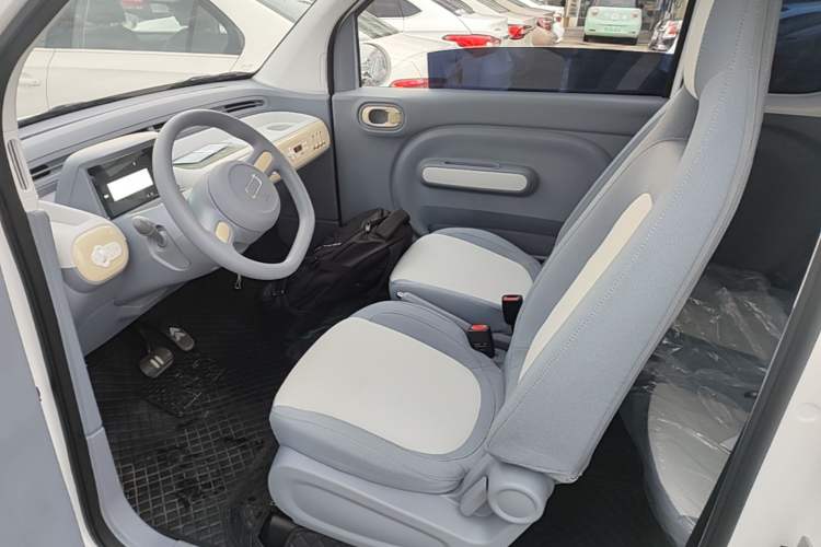 Used Bestune Pony 2026 Model 222km Cute Horse Driver Seat