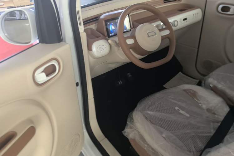 Used Bestune Pony 2026 222km Colorful Horse Driver Seat