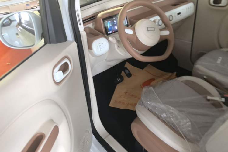 Used Bestune Pony 2026 222km Colorful Horse Driver Seat
