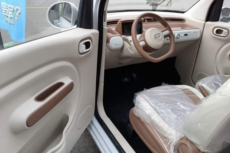 Used Bestune Pony 2026 222km Colorful Horse Driver Seat