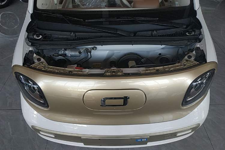 Used Bestune Pony 2026 222km Colorful Horse Engine Bay