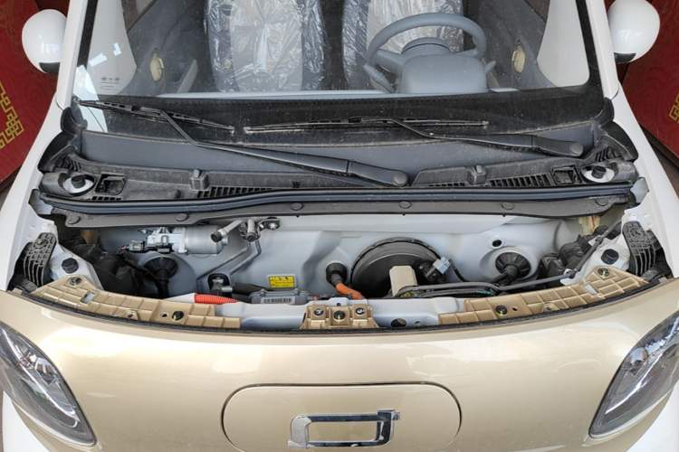 Used Bestune Pony 2026 Model 222km Cute Horse Engine Bay