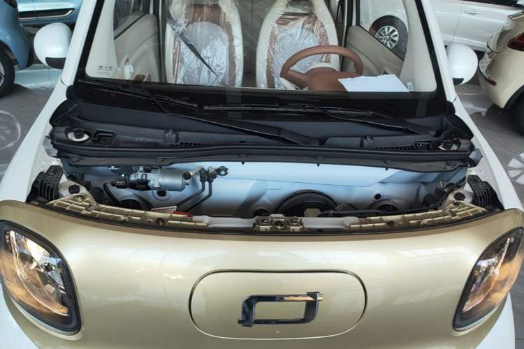 Used Bestune Pony 2026 222km Colorful Horse Engine Bay