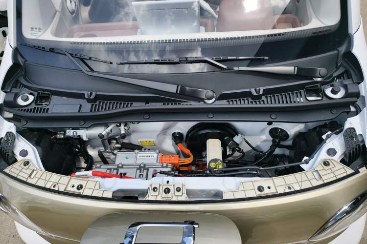 Used Bestune Pony 2026 Model 222km Agile Horse Engine Bay